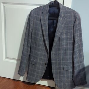 RW&CO. Gray Sport Coat with Windowpane Check Pattern